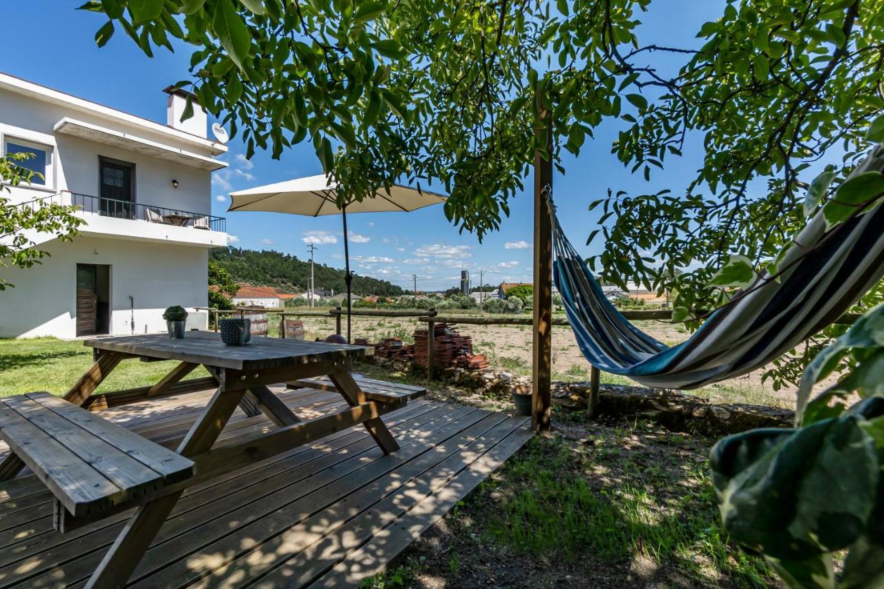 Charming Country House Ourem Exterior photo